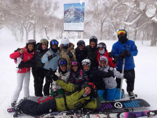 Illustration for article titled Black Skiers and Snowboarders Hit the Slopes in Japan at the 2016 Japow! Powder Party